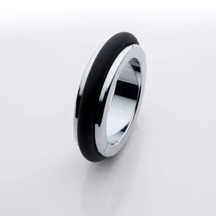 Anal | Black Label - Fusion Ring - Cockring van Metaal met Siliconen - Small - Ø 35 x 7 x 15 mm - Black Label