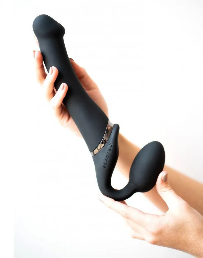 Strap-On-Me - Vibrerende Strapless Strapon - Voorbinddildo Met 3 motoren - Zwart | Strap-On-Me Female Sex Toys